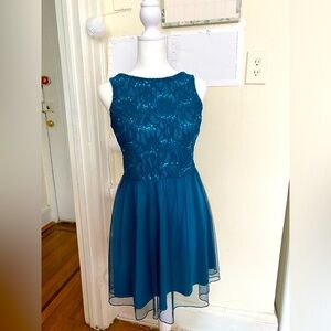 SPEECHLESS Junior’s Sequin Tulle Dress Size 7